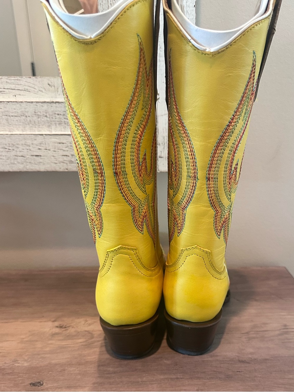 Planet Cowboy Psychedelic Yellow Original Cowboy Boots Size 6 NIB - Picture 3 of 7